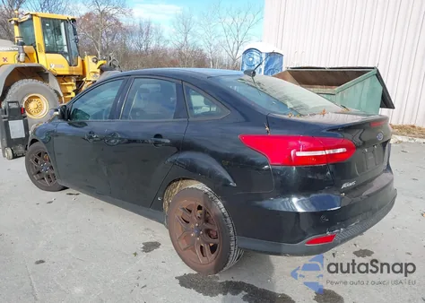 2016 Ford Focus Se z USA, uszkodzony, nr VIN 1FADP3FE8GL273476